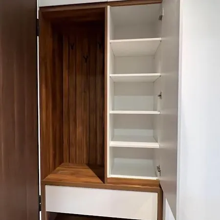Apartman One Bedroom With Parking Near Hilton Szkopje