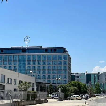 Apartman One Bedroom With Parking Near Hilton Szkopje